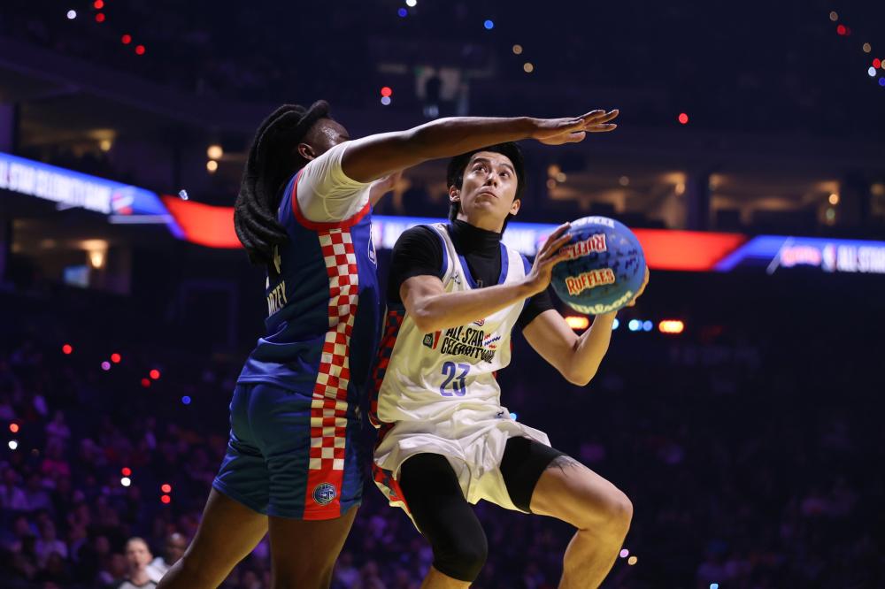 个更尊重他 个更尊重他