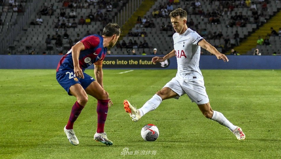 马西普：如果巴萨邀请我也会复出；我理解佩尼亚的沮丧.