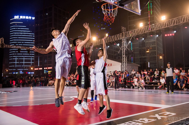 出了哈维的 出了哈维的