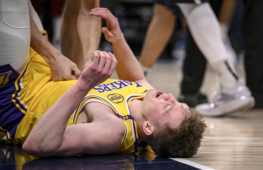 马术盛装舞步个人赛 陈雁仪晋级自选动作项目